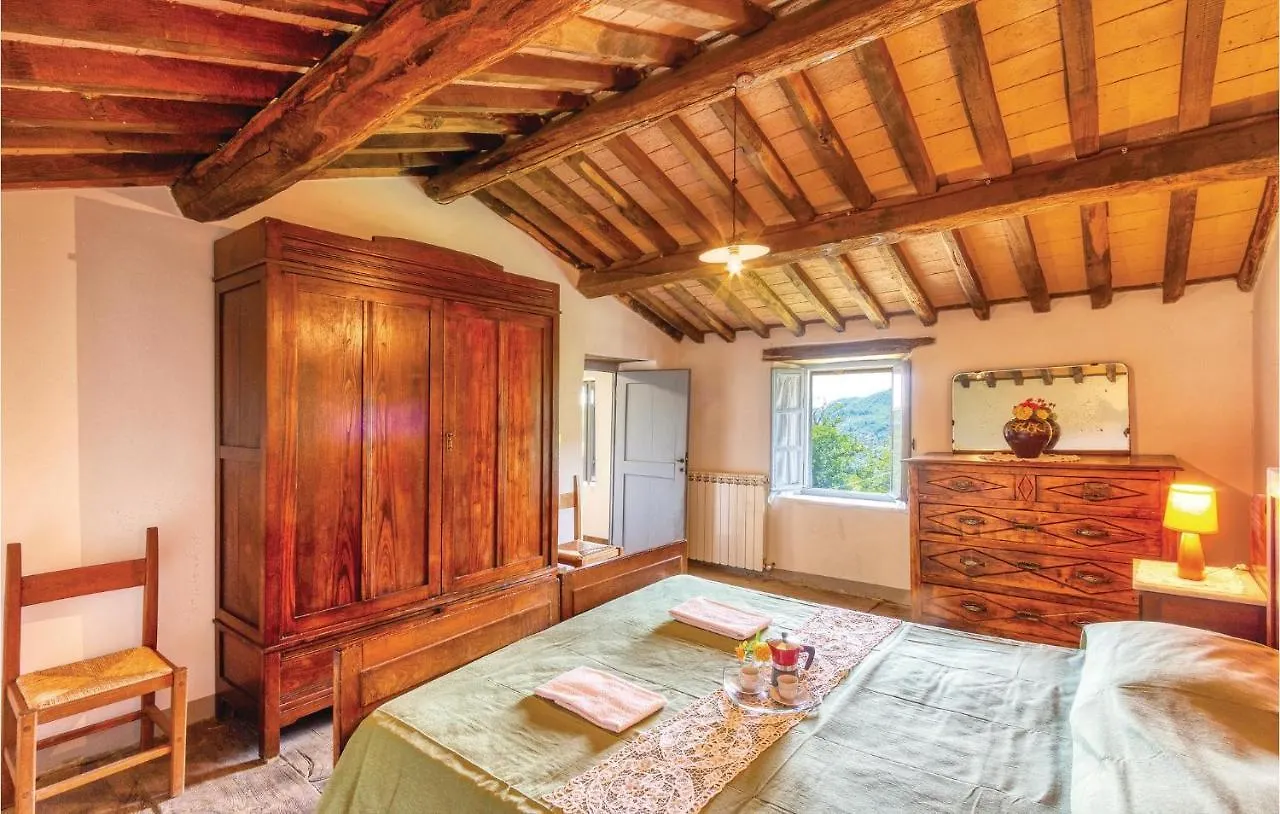 Holiday home Val Di Vaiana Villa Renaio